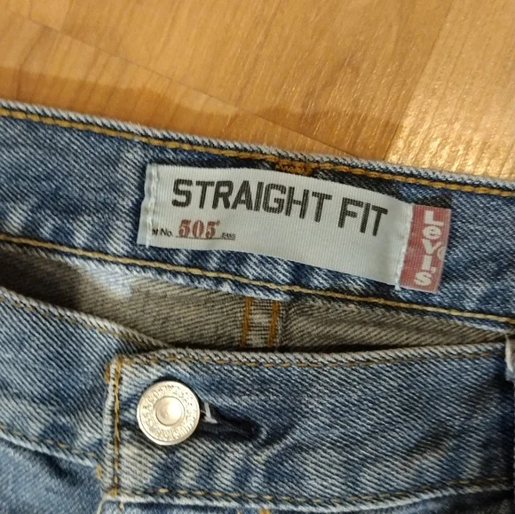 Levis 505 Straight Leg Mens jeans 40x30 - Picture 2 of 4